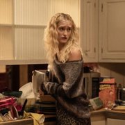Shining Vale - galeria zdjęć - filmweb