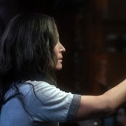 Shining Vale - galeria zdjęć - filmweb