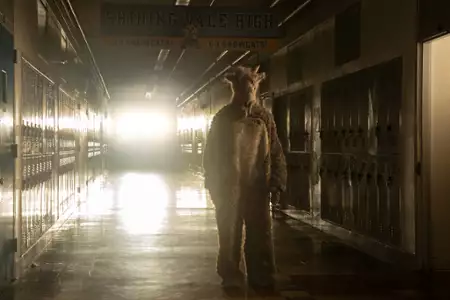 Shining Vale - galeria zdjęć - filmweb
