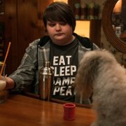 Shining Vale - galeria zdjęć - filmweb
