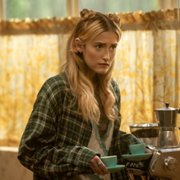 Shining Vale - galeria zdjęć - filmweb