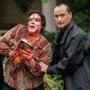 Shining Vale - galeria zdjęć - filmweb