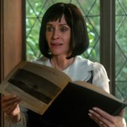 Shining Vale - galeria zdjęć - filmweb