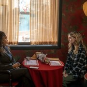 Shining Vale - galeria zdjęć - filmweb