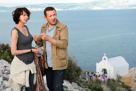 Uziemieni - galeria zdjęć - filmweb