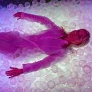 On Becoming a God in Central Florida - galeria zdjęć - filmweb