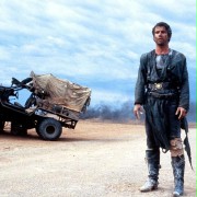 Mad Max pod Kopułą Gromu - galeria zdjęć - filmweb