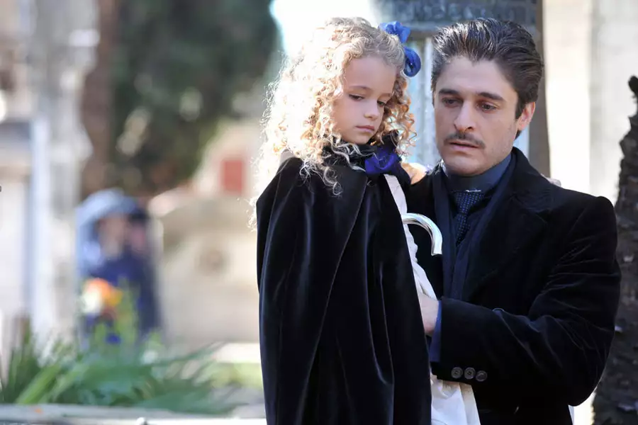 Dama w czarnym welonie - galeria zdjęć - filmweb