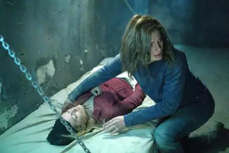 Absentia - galeria zdjęć - filmweb
