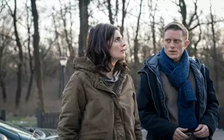Absentia - galeria zdjęć - filmweb