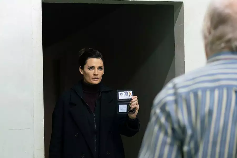 Absentia - galeria zdjęć - filmweb