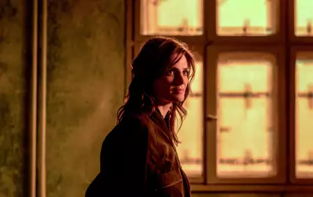 Absentia - galeria zdjęć - filmweb