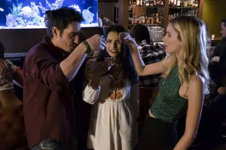 Easy - galeria zdjęć - filmweb