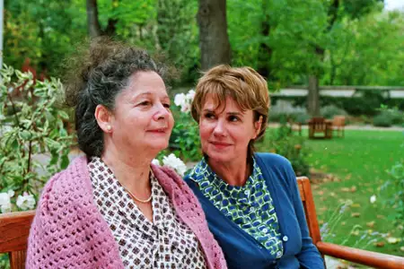 Les Murs porteurs - galeria zdjęć - filmweb