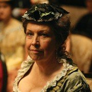 Niebanalna więź - galeria zdjęć - filmweb