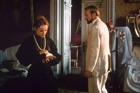 Zwierzenia nieznajomemu - galeria zdjęć - filmweb