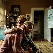 Zbliżenia - galeria zdjęć - filmweb
