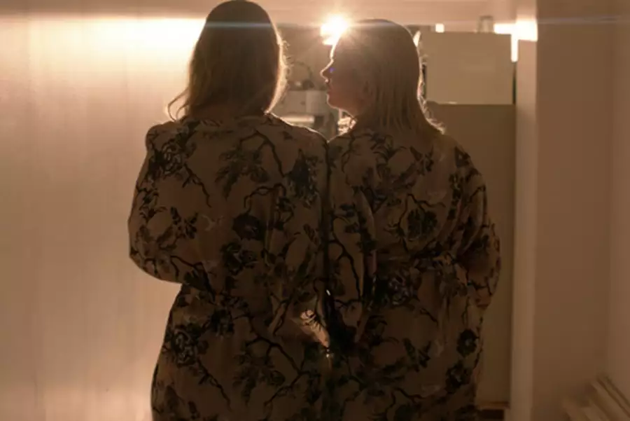 Blondynka - galeria zdjęć - filmweb
