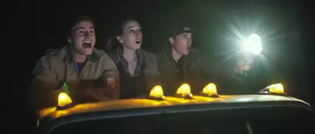 Beneath the Harvest Sky - galeria zdjęć - filmweb