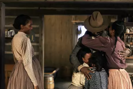 Str&oacute;żowie prawa: Bass Reeves - galeria zdjęć - filmweb