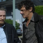 Traqu&eacute;s - galeria zdjęć - filmweb