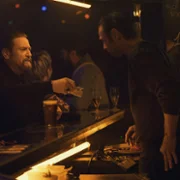 Traqu&eacute;s - galeria zdjęć - filmweb