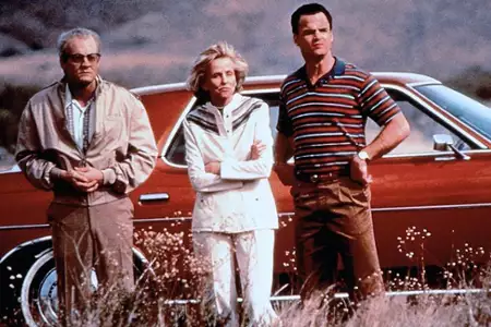 Roswell - galeria zdjęć - filmweb
