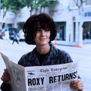 Welcome Home, Roxy Carmichael - galeria zdjęć - filmweb