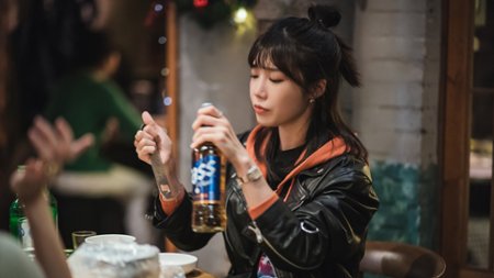 Sezon 1 Odcinek 1 Soju w święta przy kurzych nóżkach