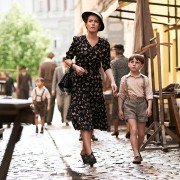 Ve stínu - galeria zdjęć - filmweb