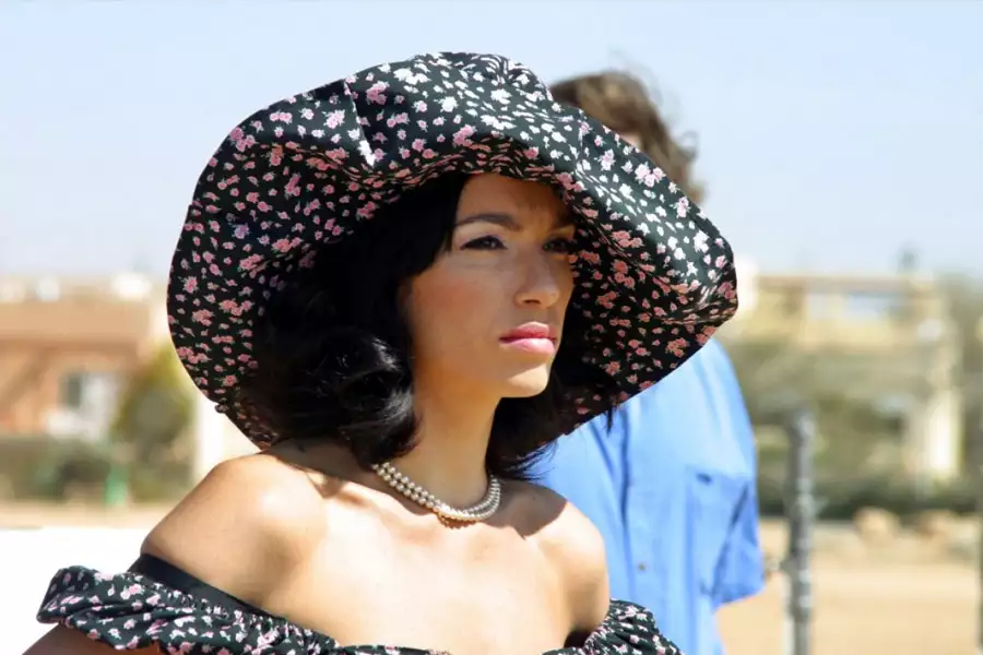 Sof Ha'Olam Smola - galeria zdjęć - filmweb