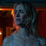 Mackenzie Davis w Nie m&oacute;w zła