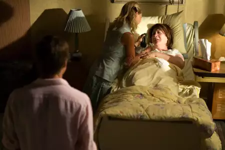 Dexter - galeria zdjęć - filmweb