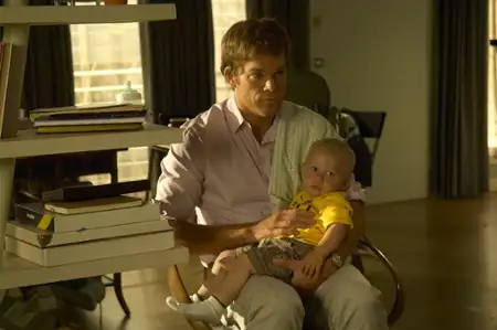 Dexter - galeria zdjęć - filmweb