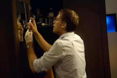 Dexter - galeria zdjęć - filmweb
