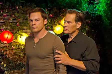 Dexter - galeria zdjęć - filmweb