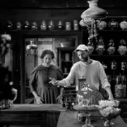 Dziewczyna z igłą - galeria zdjęć - filmweb