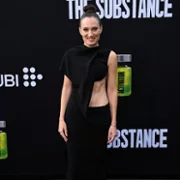 Substancja - galeria zdjęć - filmweb