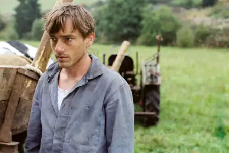 Zbrodnia na farmie - galeria zdjęć - filmweb