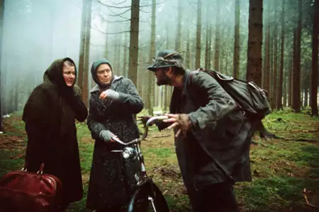 Zbrodnia na farmie - galeria zdjęć - filmweb