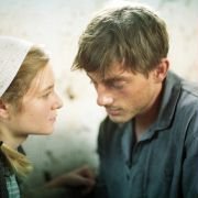 Zbrodnia na farmie - galeria zdjęć - filmweb