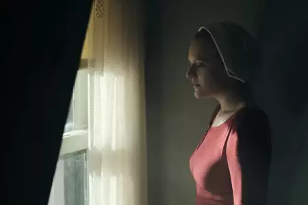 Opowieść podręcznej - galeria zdjęć - filmweb