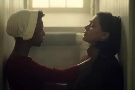 Opowieść podręcznej - galeria zdjęć - filmweb