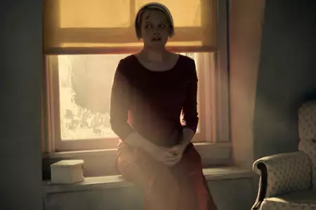 Opowieść podręcznej - galeria zdjęć - filmweb