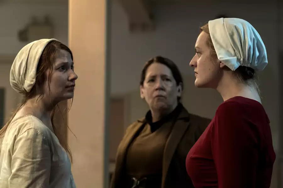 Opowieść podręcznej - galeria zdjęć - filmweb