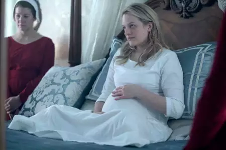 Opowieść podręcznej - galeria zdjęć - filmweb