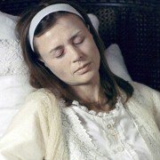 Szepty i krzyki - galeria zdjęć - filmweb