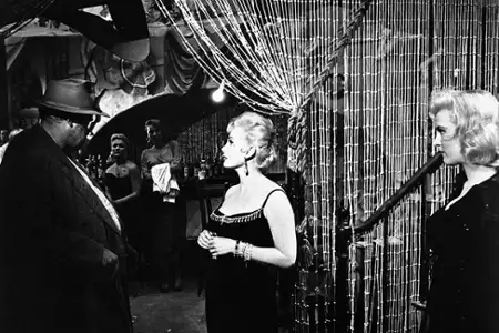 Dotyk zła - galeria zdjęć - filmweb