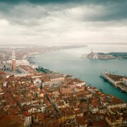 A Haunting in Venice - galeria zdjęć - filmweb