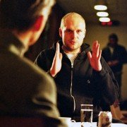 Jedna ręka nie klaszcze - galeria zdjęć - filmweb
